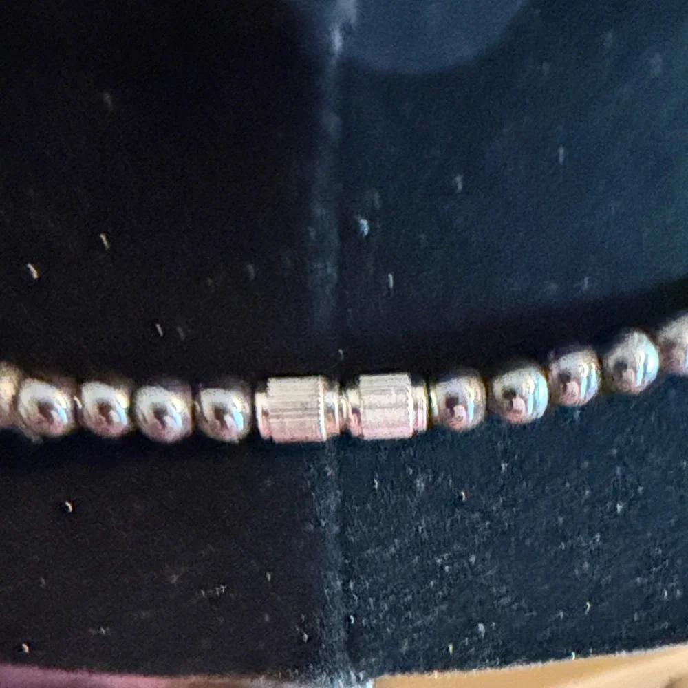 Vintage Black and Green Stone Beaded Choker Necklace 18